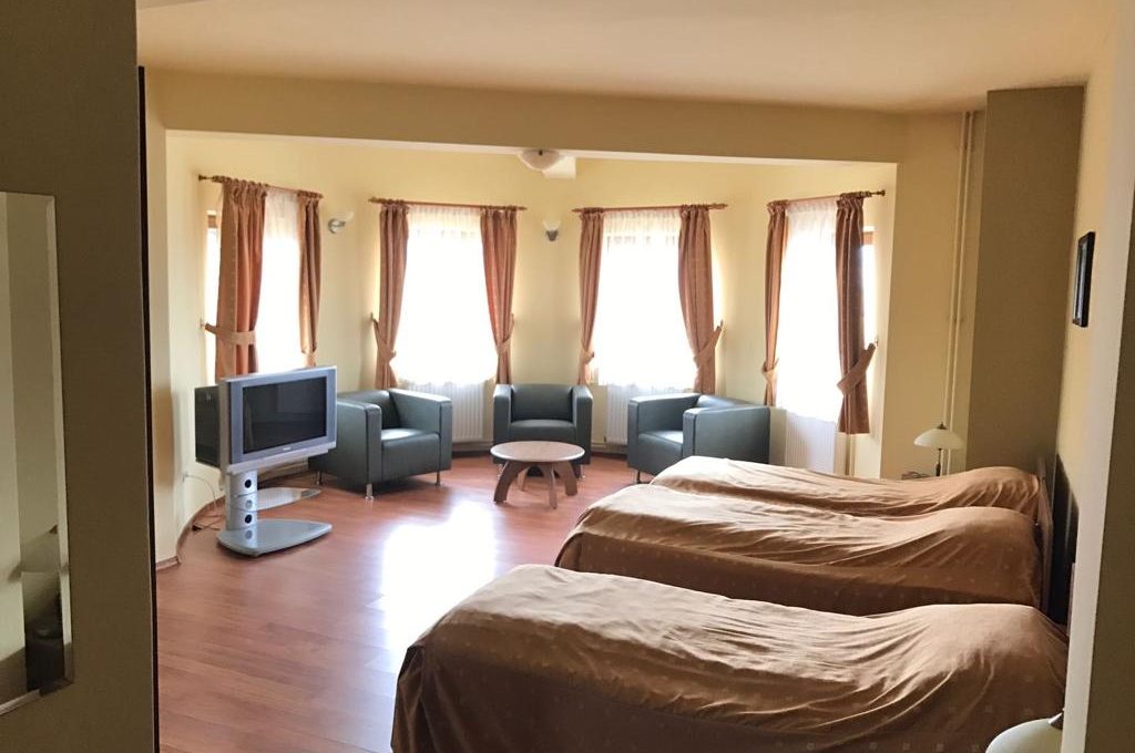 PHOTO-2020-07-21-12-40-07 (7)